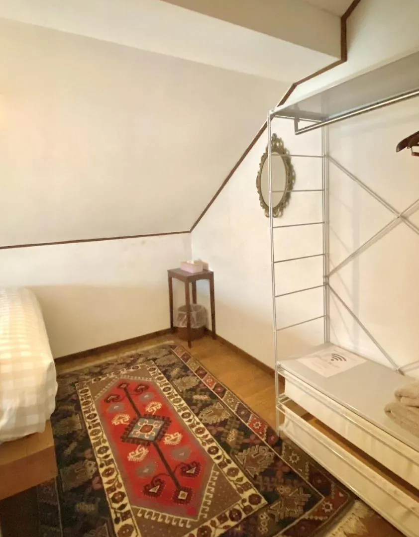 Diplomat House Very Close To Jr Station Tokyo Chalet