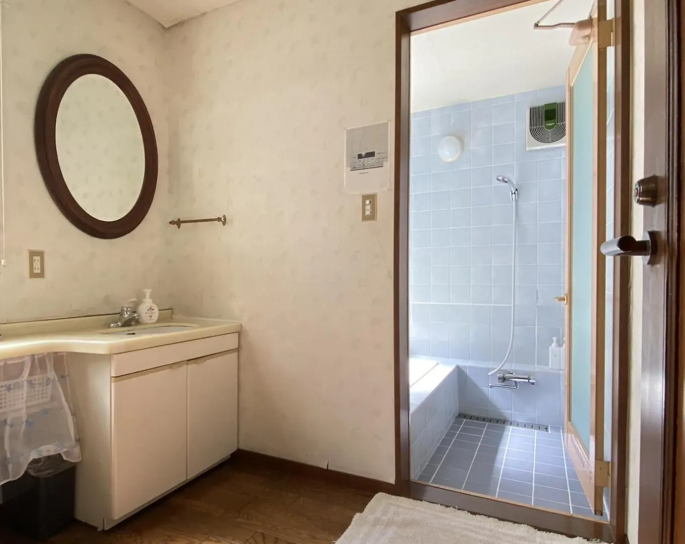 Chalet Diplomat House Very Close To Jr Station Tokyo